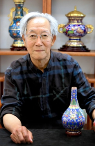 霍铁辉
中国工艺美术大师、中国非物质文化遗产传承人、北京市特级工艺美术大师